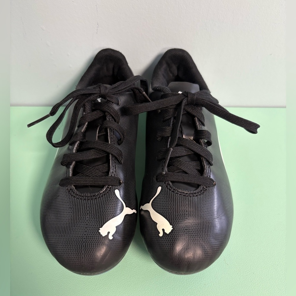 Puma Unisex Black Rapido FG JR Soccer Cleats, Kids Soccer Shoes Size 1